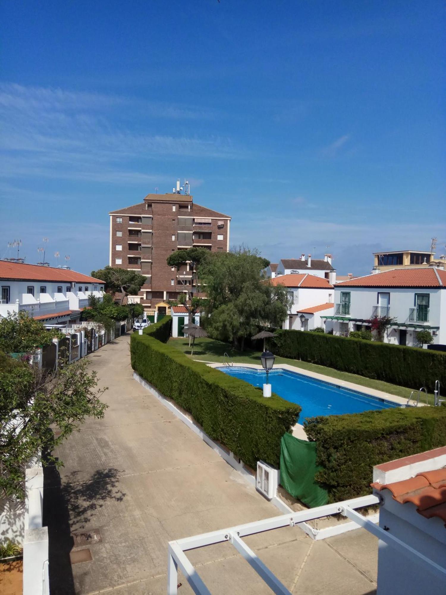 islantilla adosado piscina parking 1 minuto al mar Exterior foto